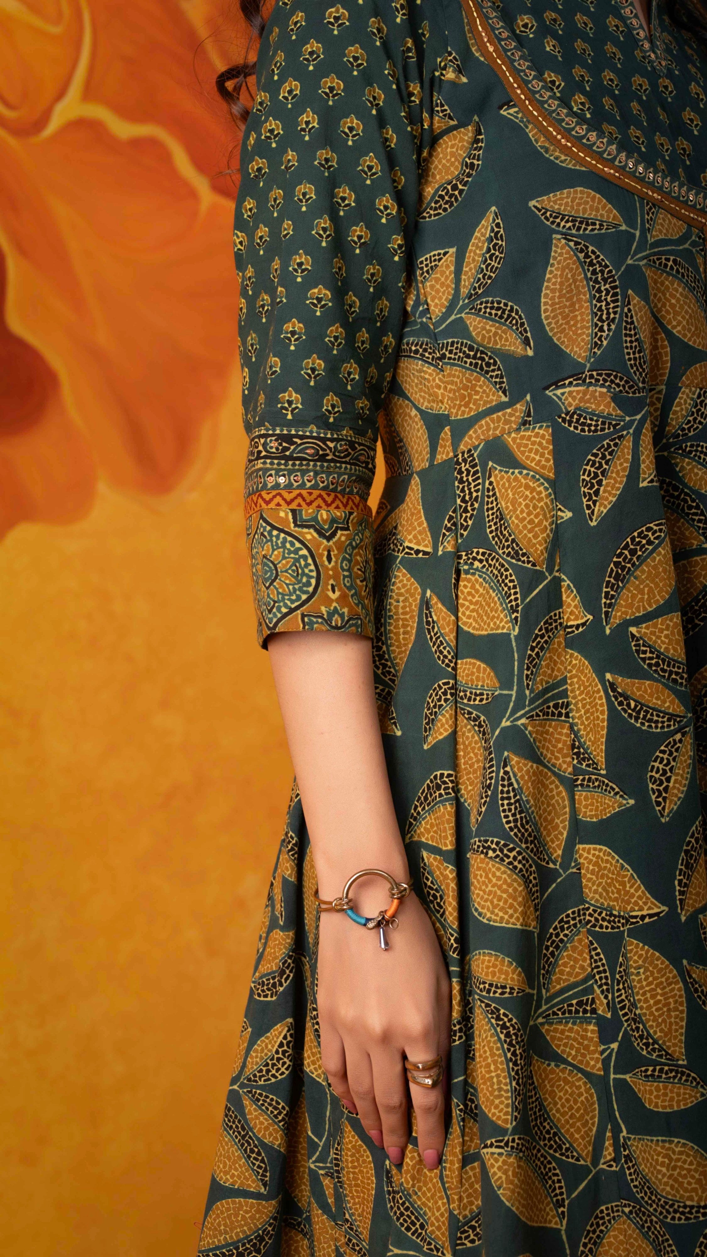 Neerja Ajrakh Kurta
