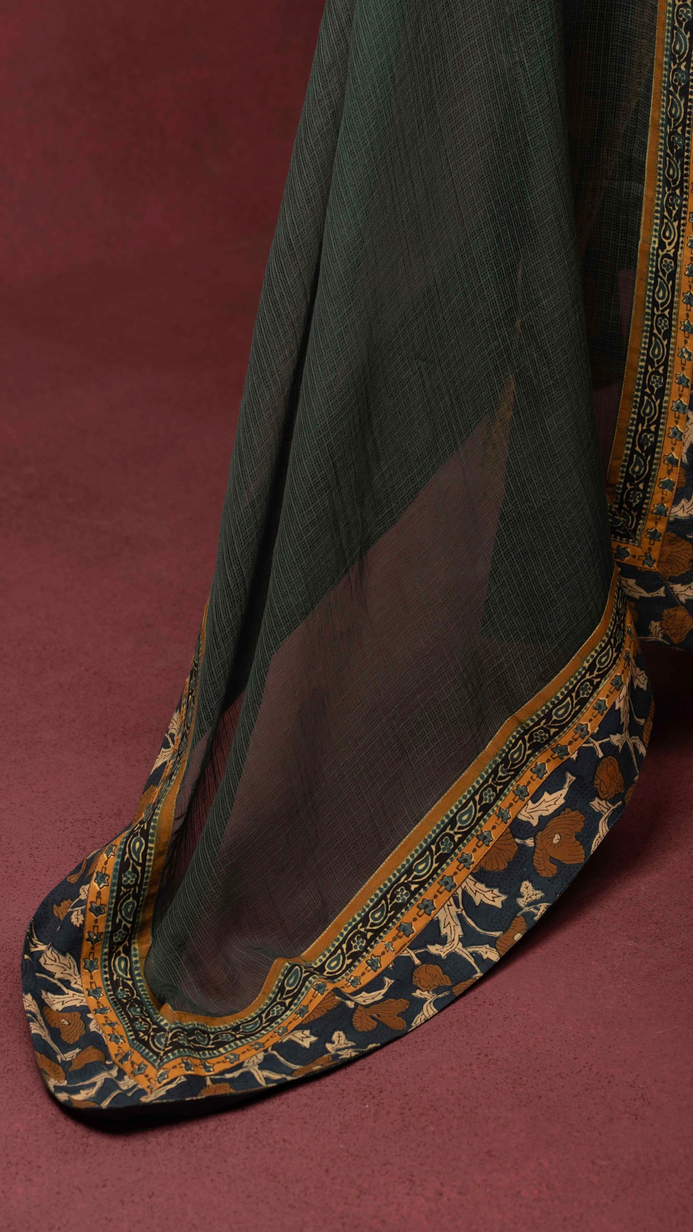 Ariana Kota Doriya Dupatta  with Ajrakh borders