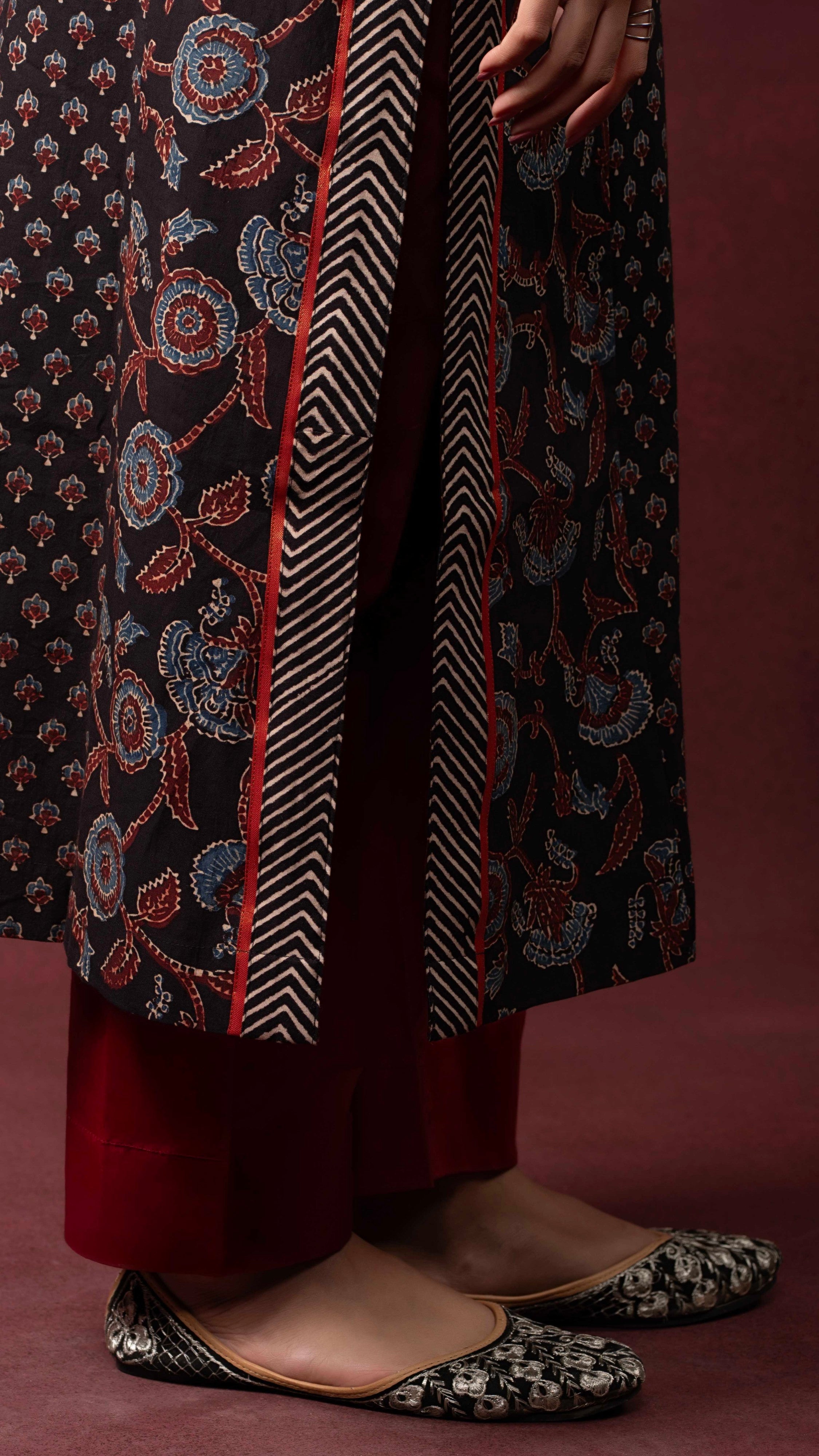 Ahalyaa Ajrakh Kurta