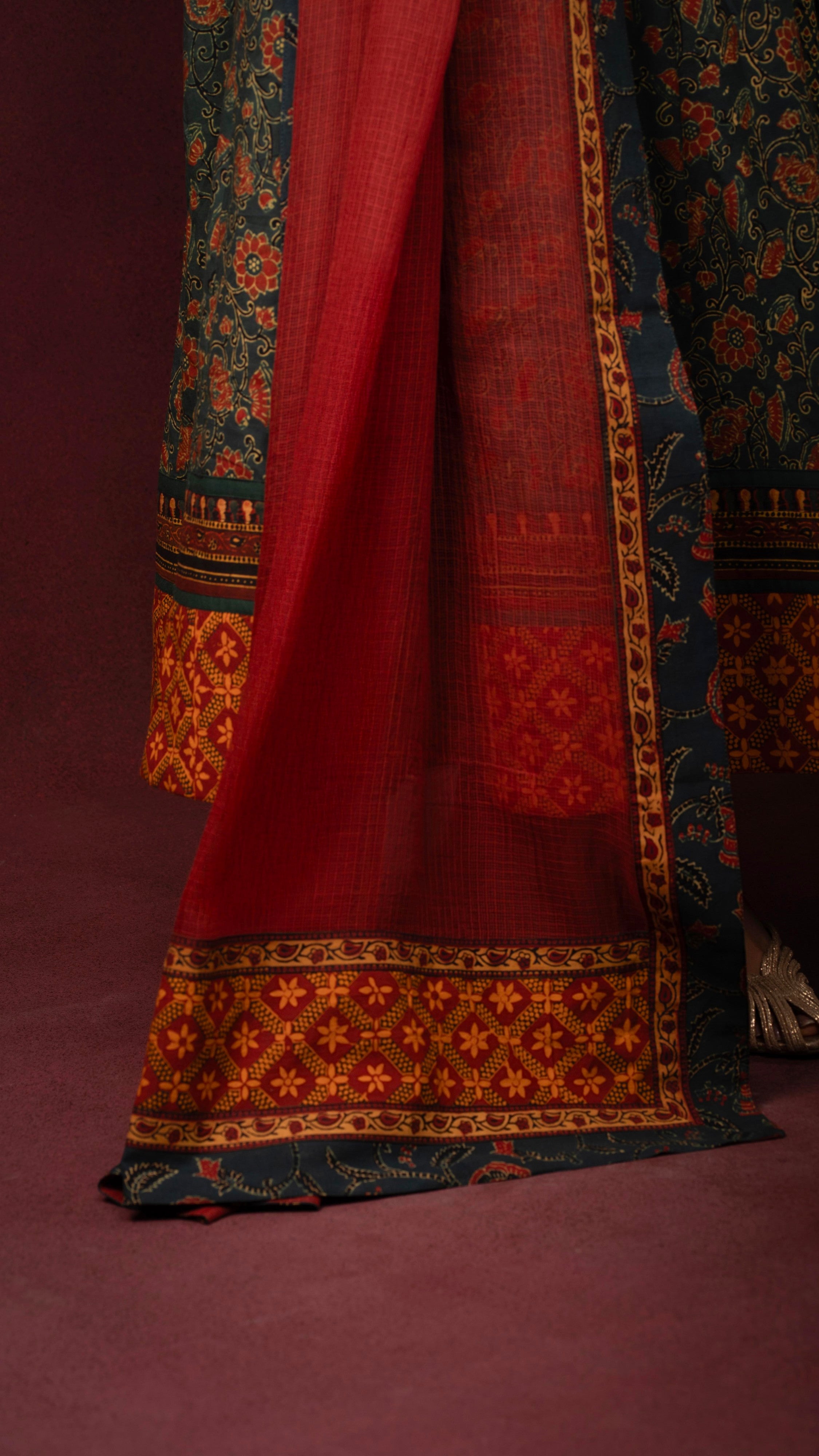Aylin Kota Doriya Dupatta with Ajrakh and Bagh borders