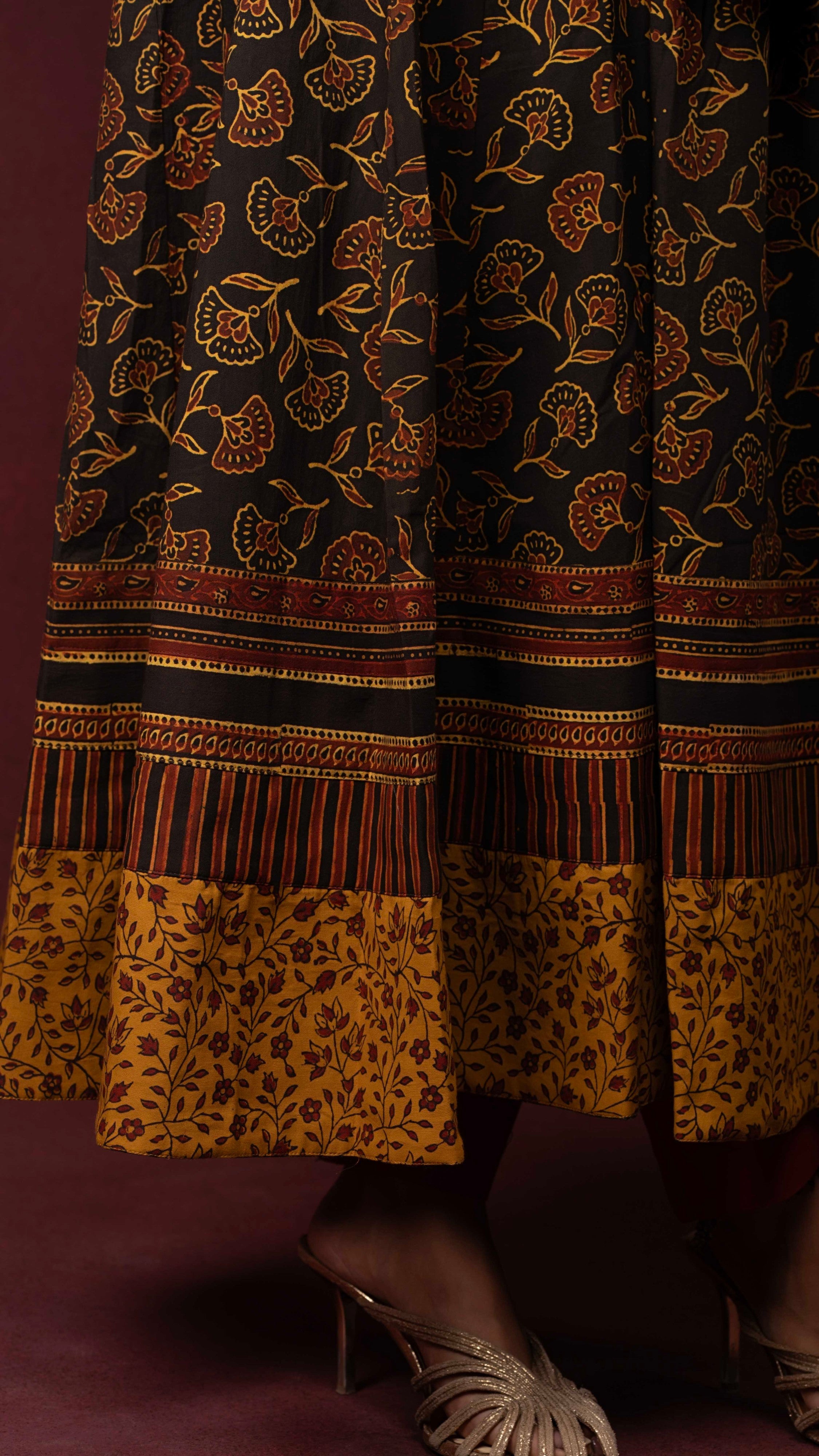 Varnyaa Ajrakh Kurta