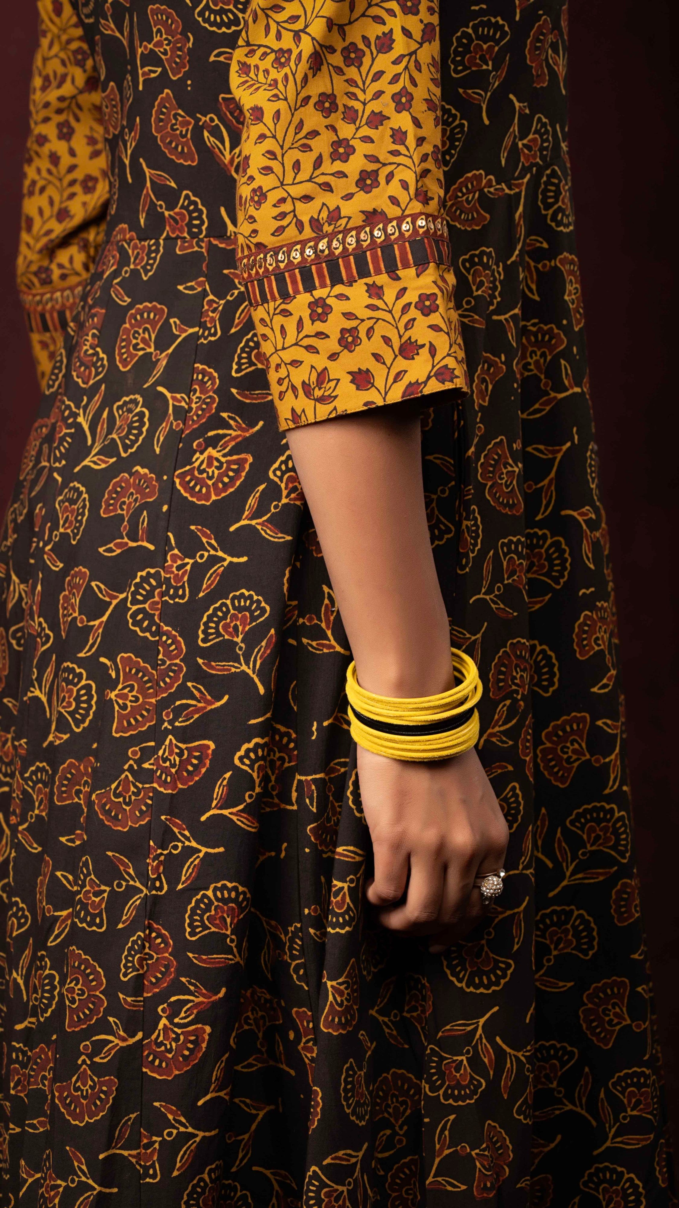 Varnyaa Ajrakh Kurta