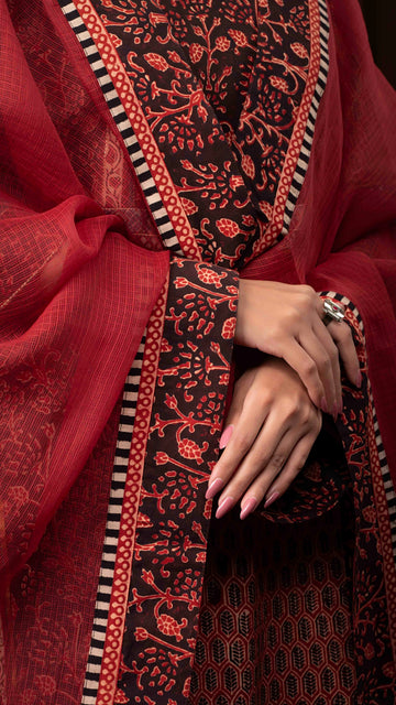 Shabnam Kota Doriya Dupatta with Ajrakh borders