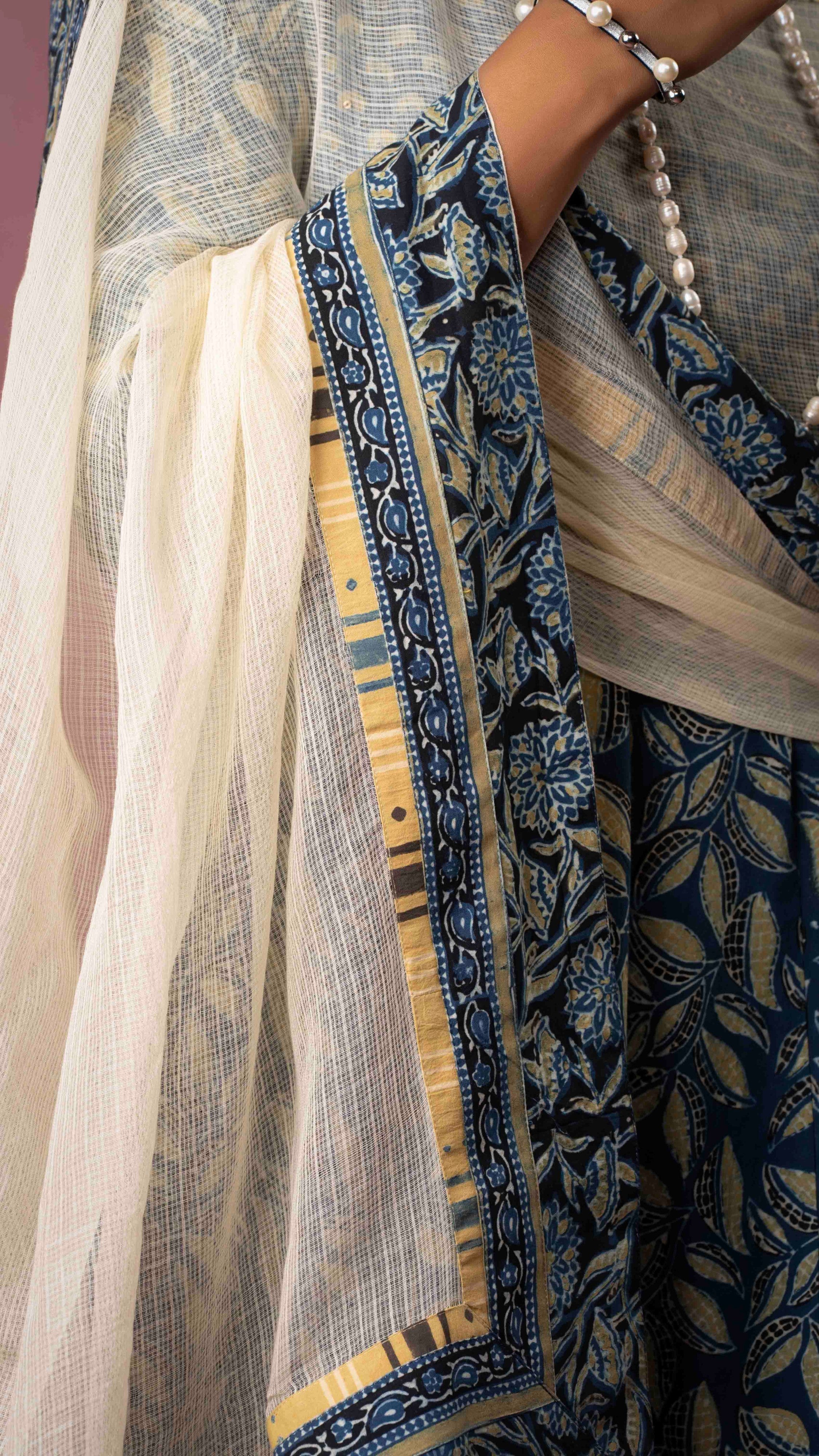 Pareen Kota Doriya Dupatta  with Ajrakh borders