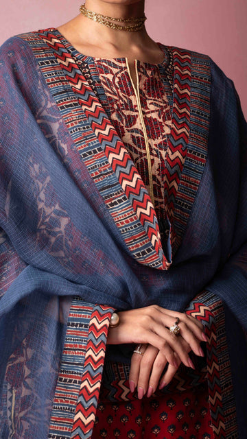 Nazli Kota Doriya Dupatta with Ajrakh borders