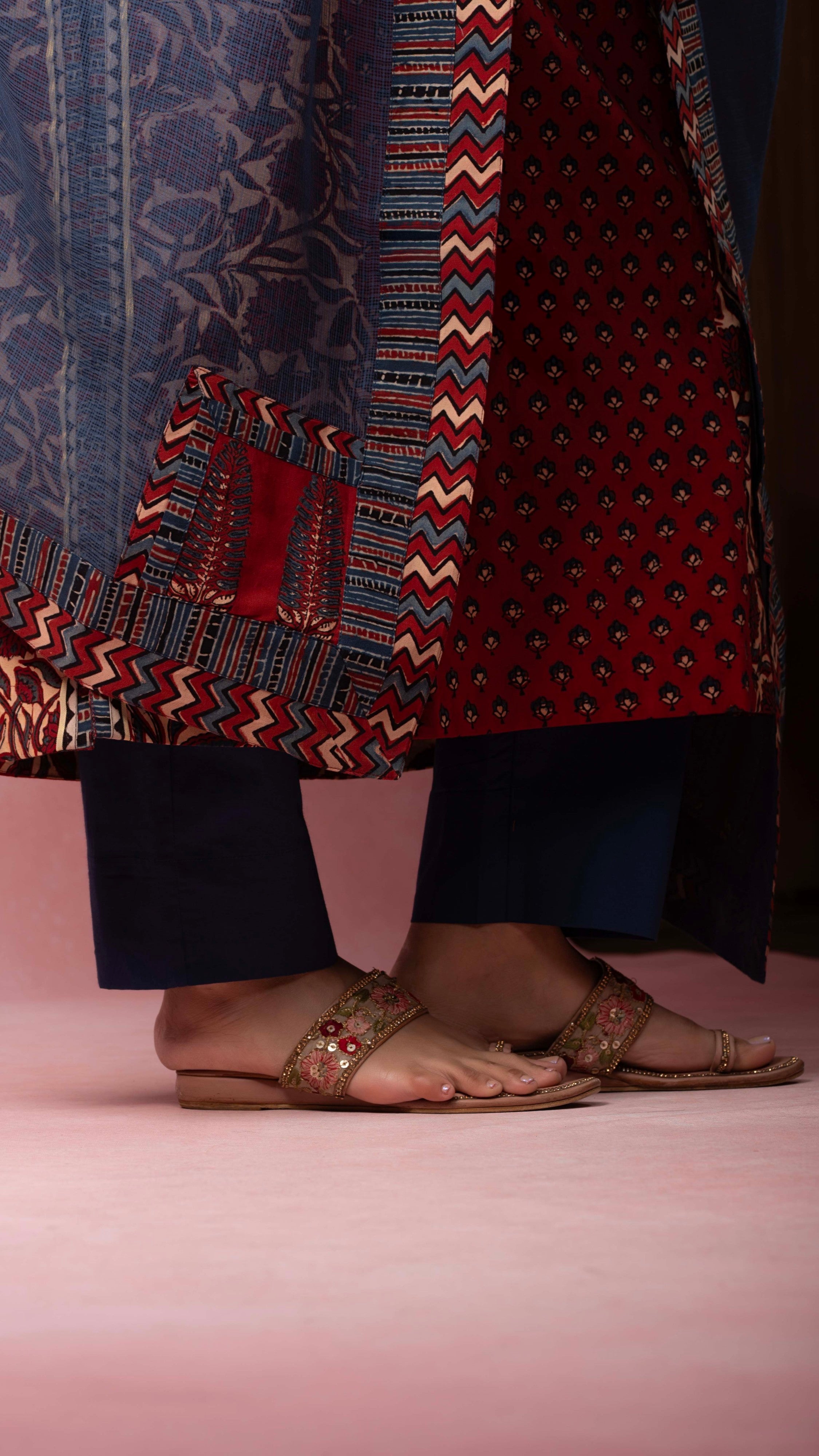 Nazli Kota Doriya Dupatta with Ajrakh borders