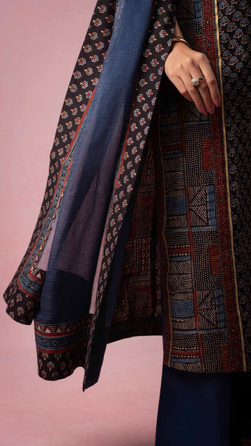 Baani Kota Doriya Dupatta with Ajrakh borders