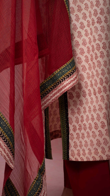Seher Kota Doriya Dupatta with Ajrakh and Bagh borders