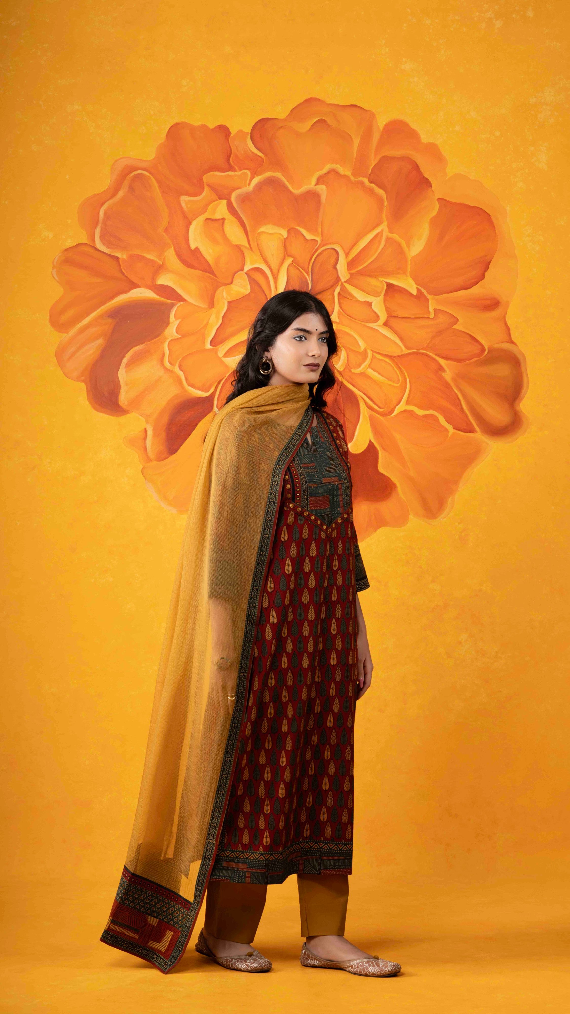 Vaani Ajrakh Kurta