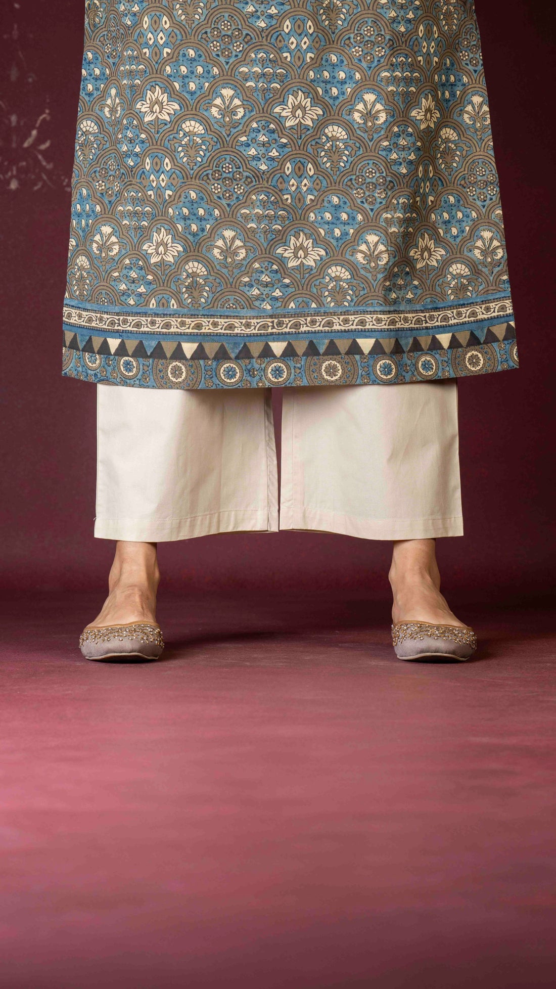 Beige palazzo pant with pockets