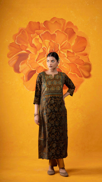 Mridula Ajrakh Kurta
