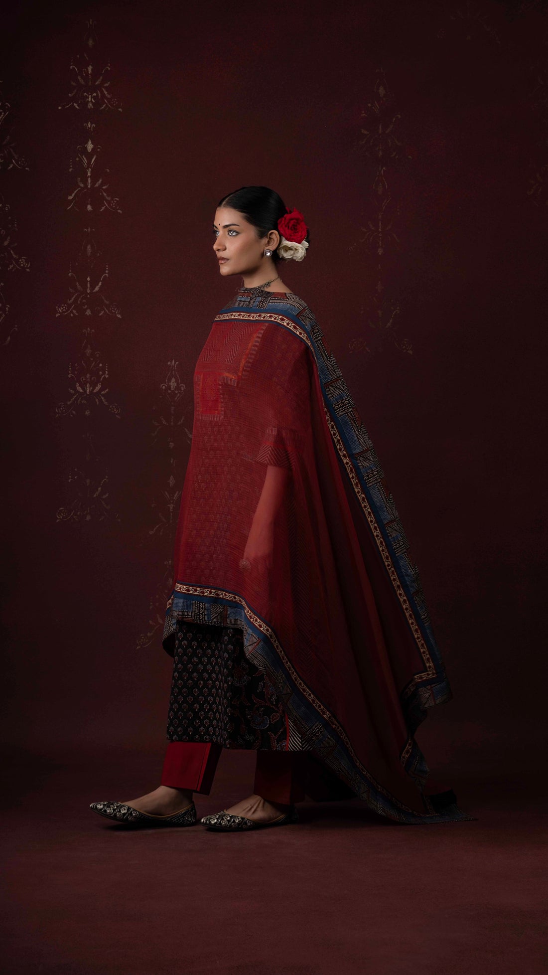 Azin Kota Doriya Dupatta  with Ajrakh borders