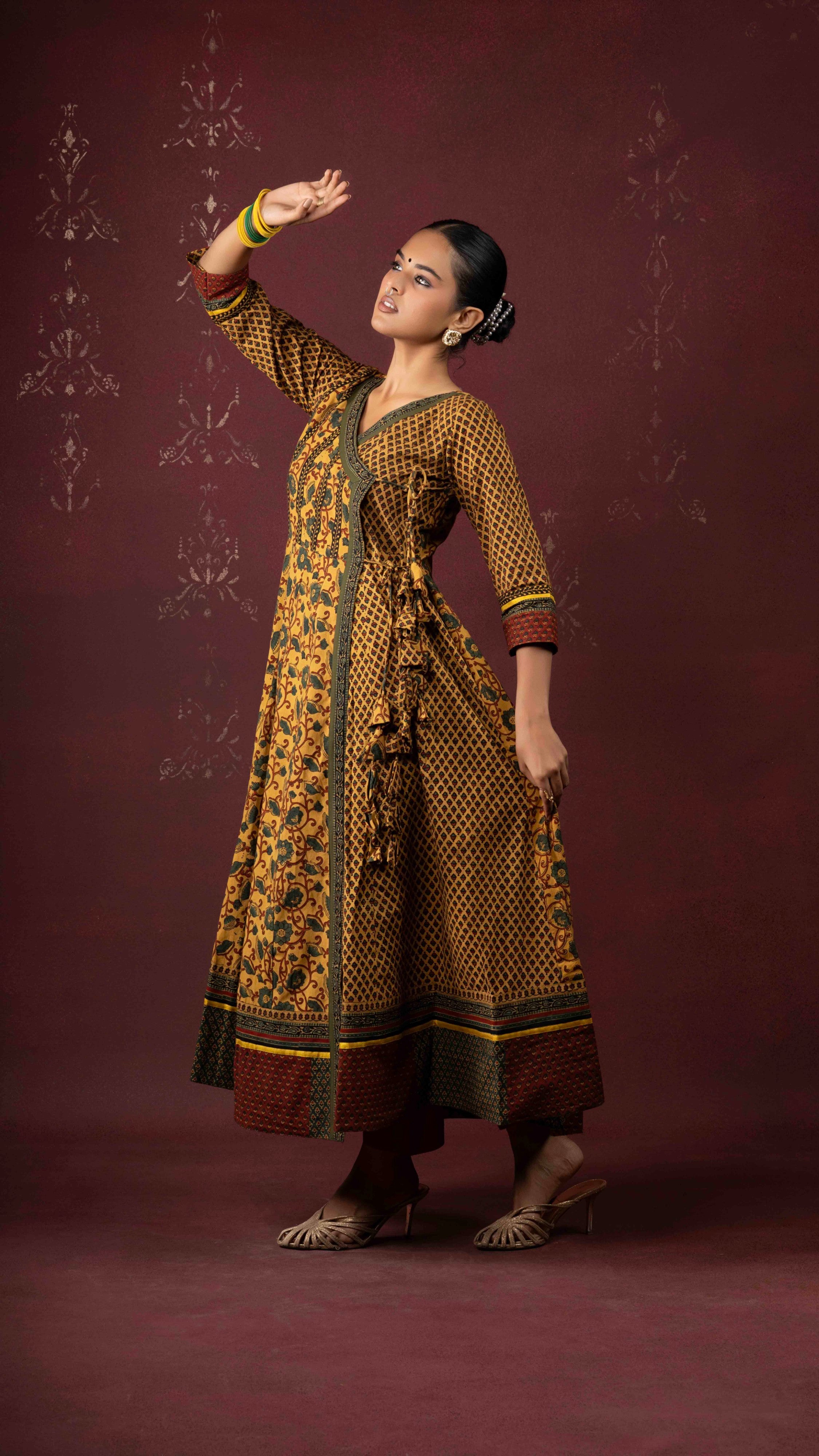 Vamikaa Ajrakh Kurta