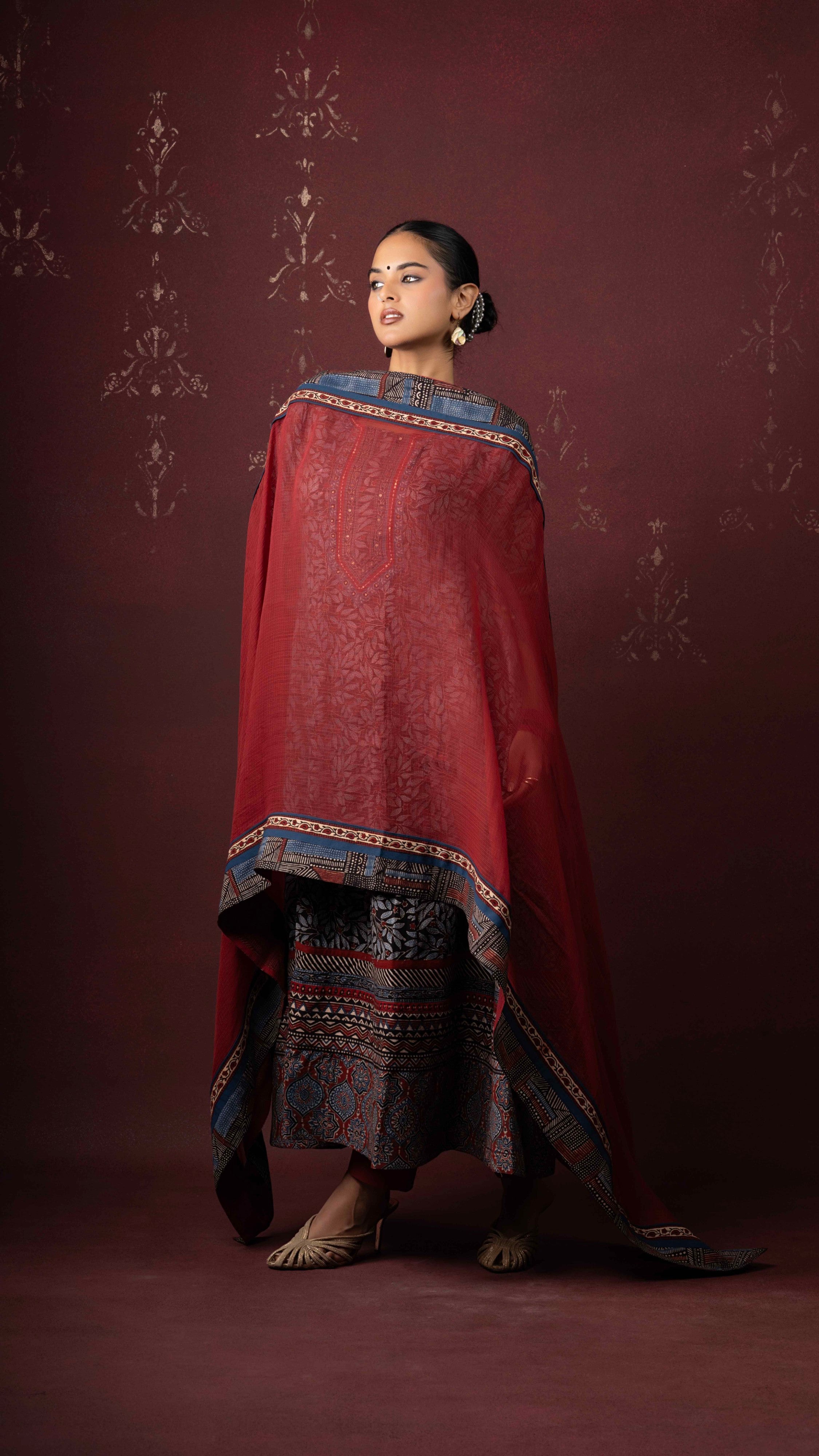 Azin Kota Doriya Dupatta with Ajrakh borders