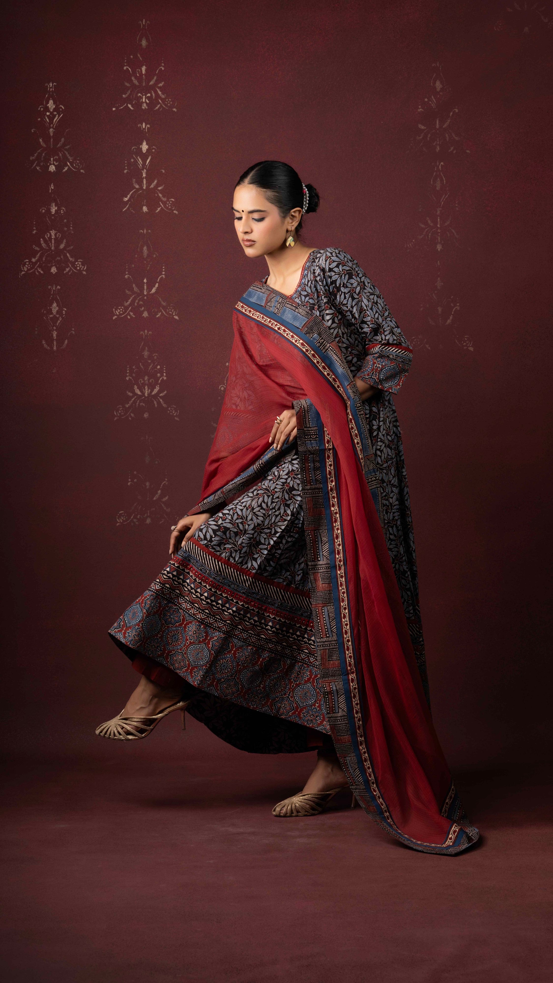 Sharvi Ajrakh Kurta