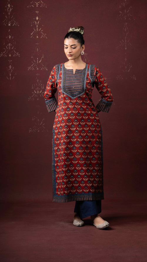 Samvii Ajrakh Kurta