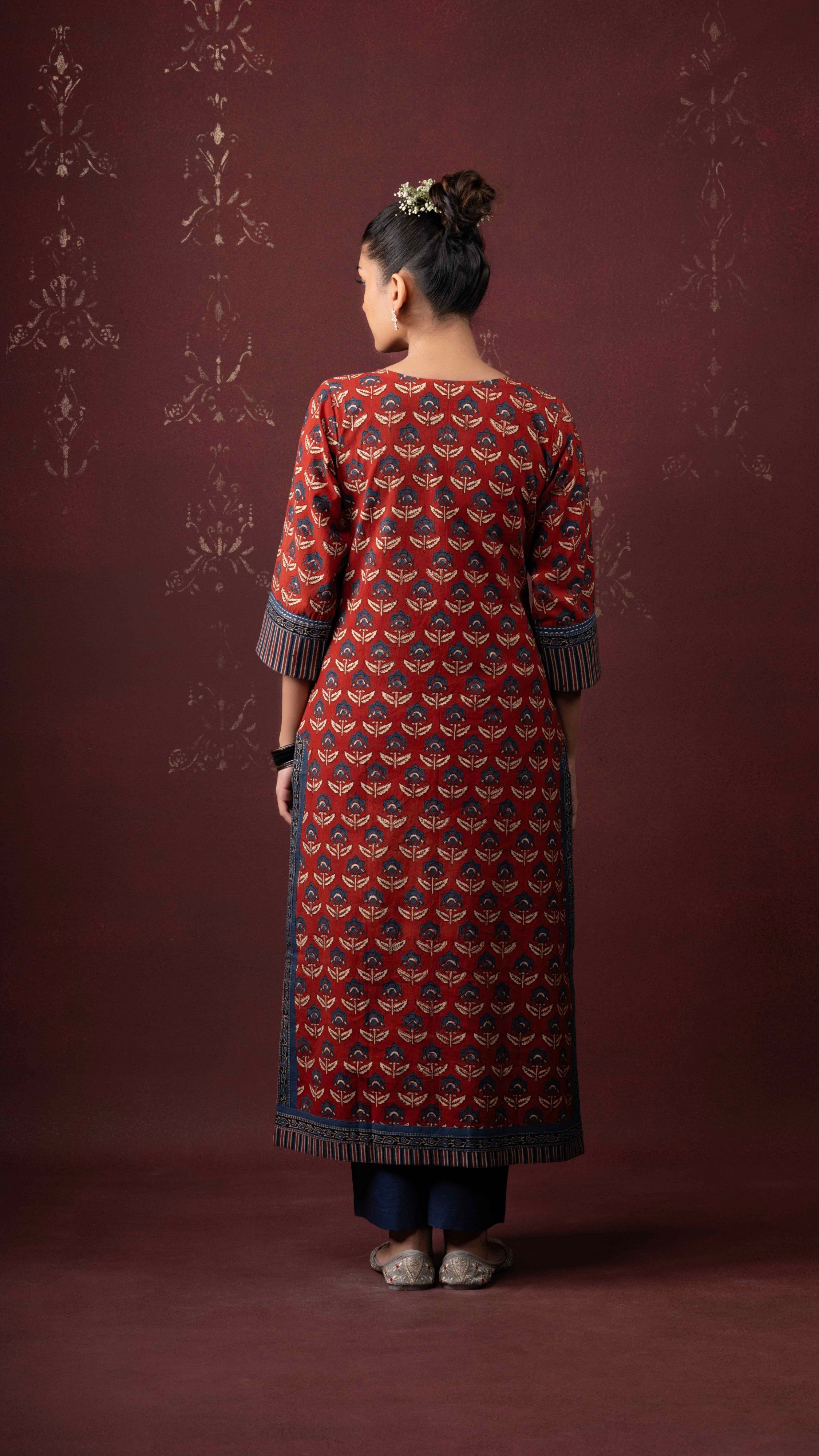 Samvii Ajrakh Kurta