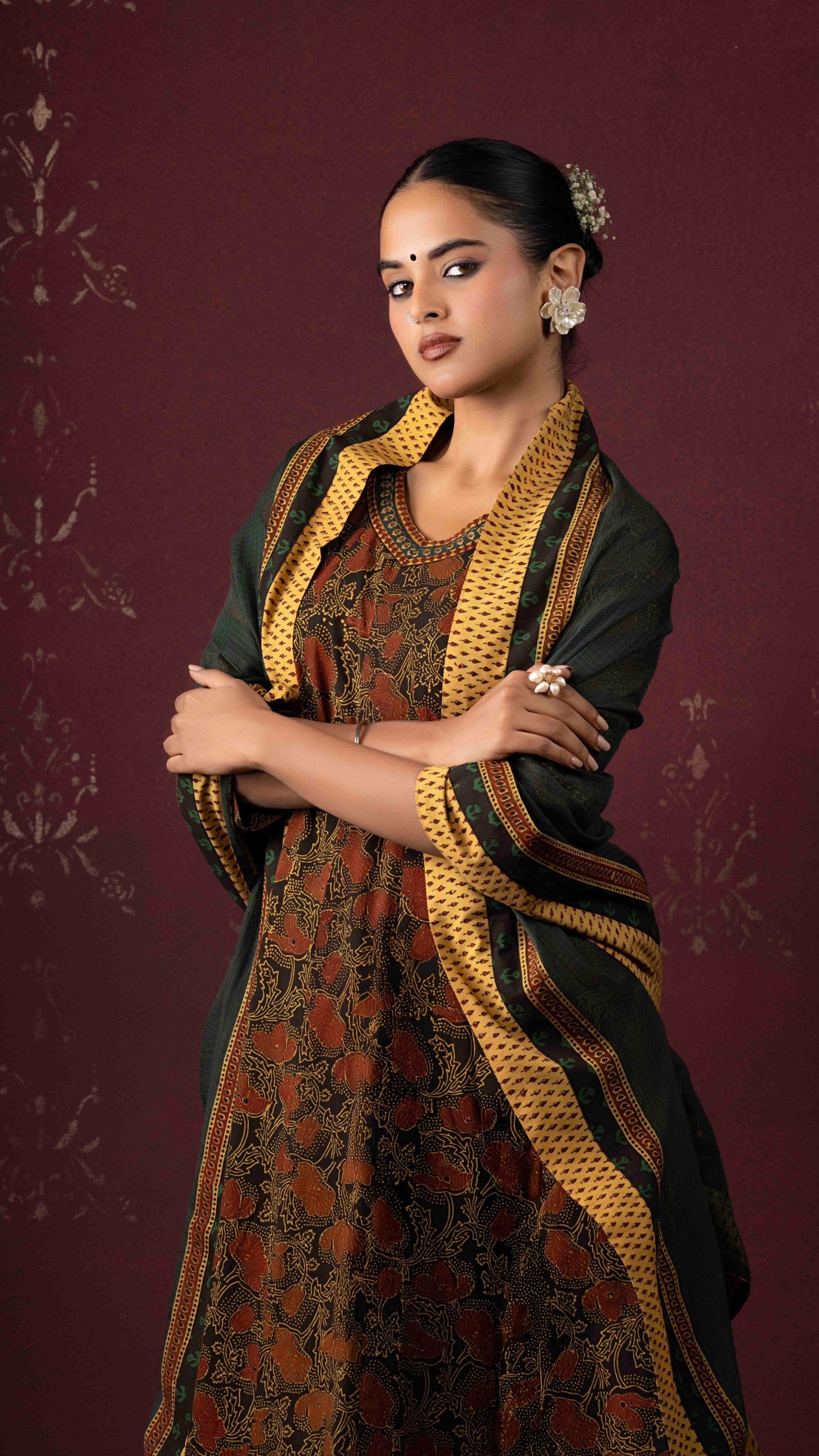 Elika Ajrakh Kurta