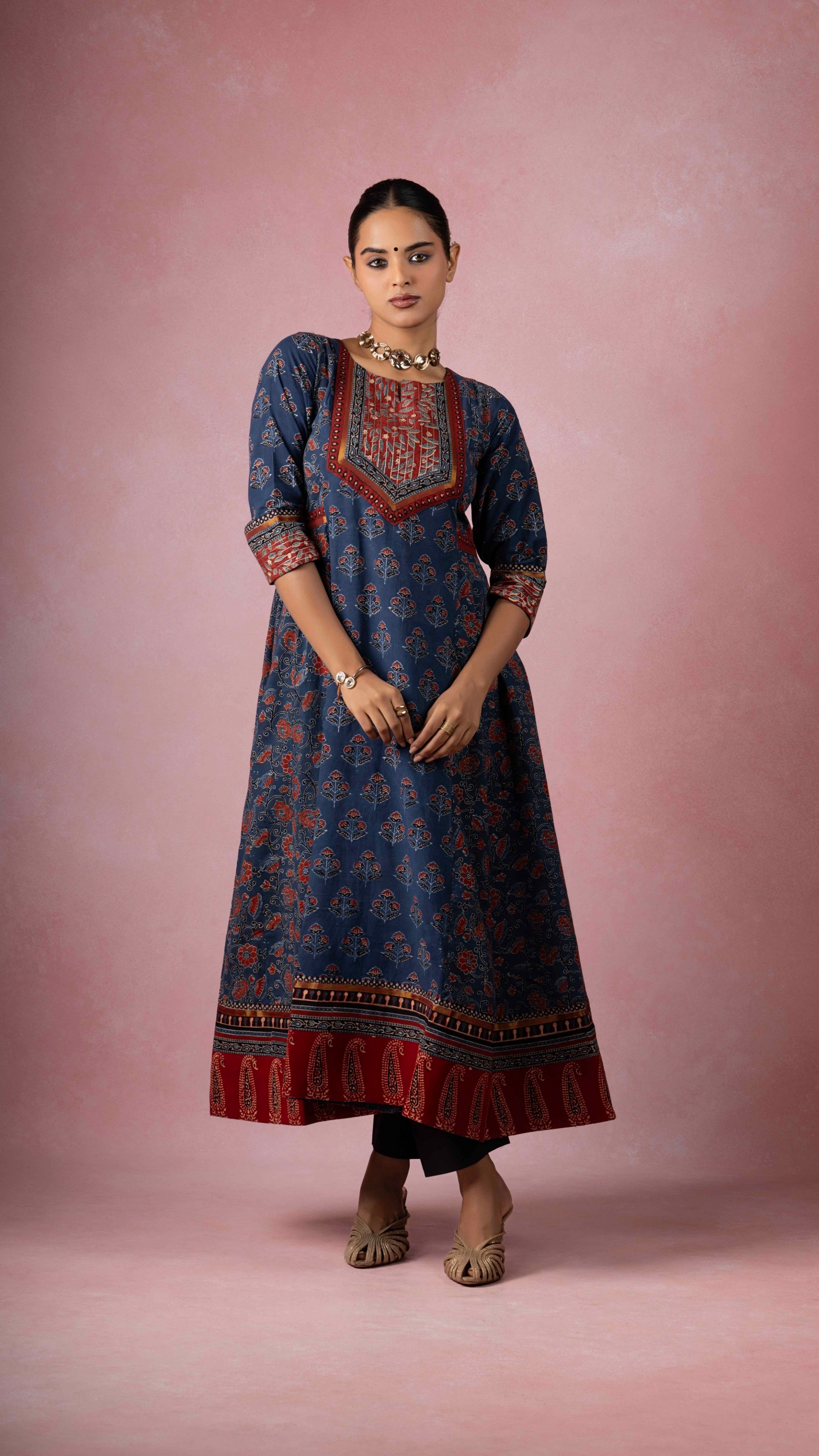 Suhani Ajrakh Kurta