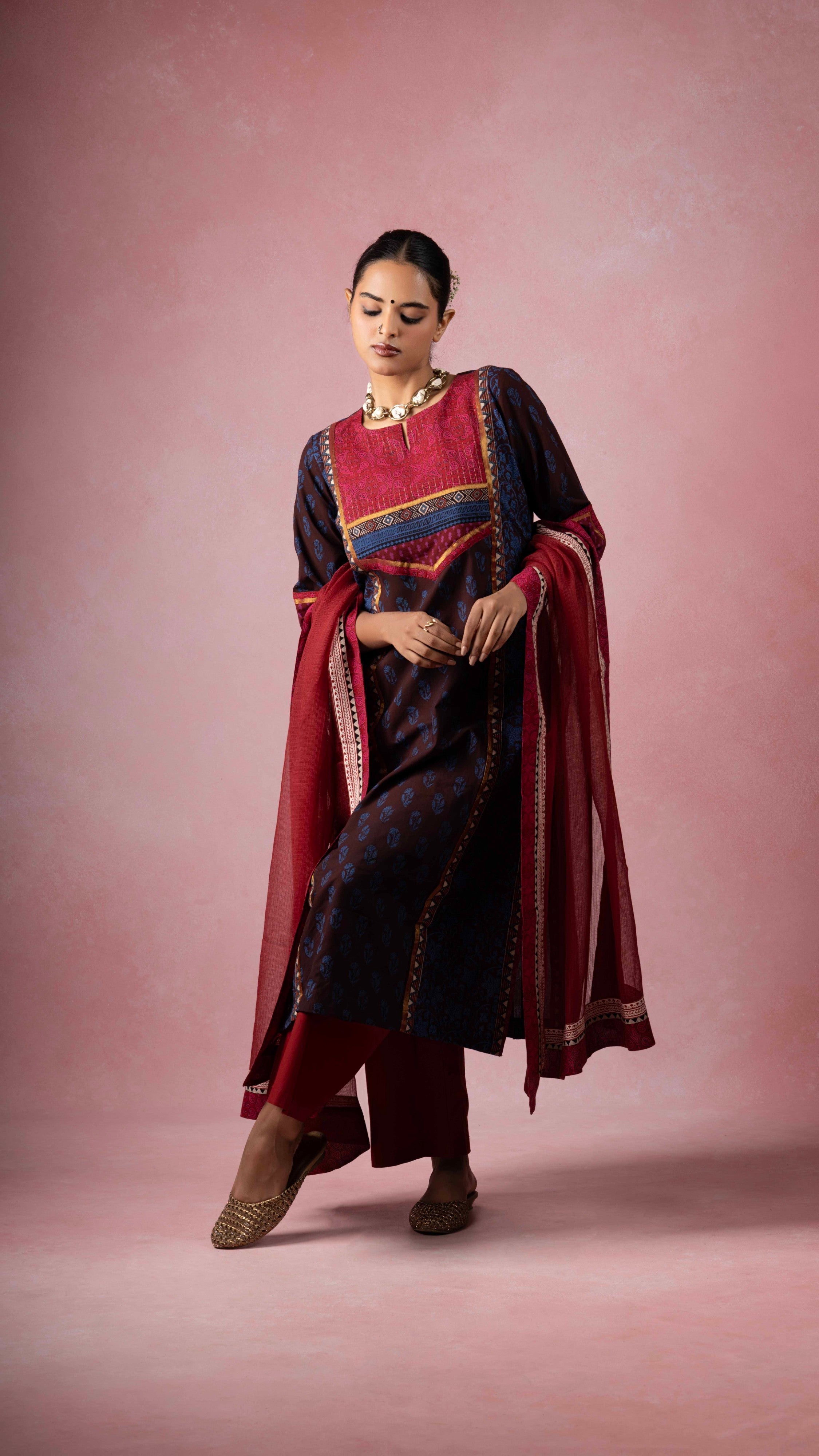 Mehrsa Kota Doriya Dupatta with Ajrakh and Bagh borders