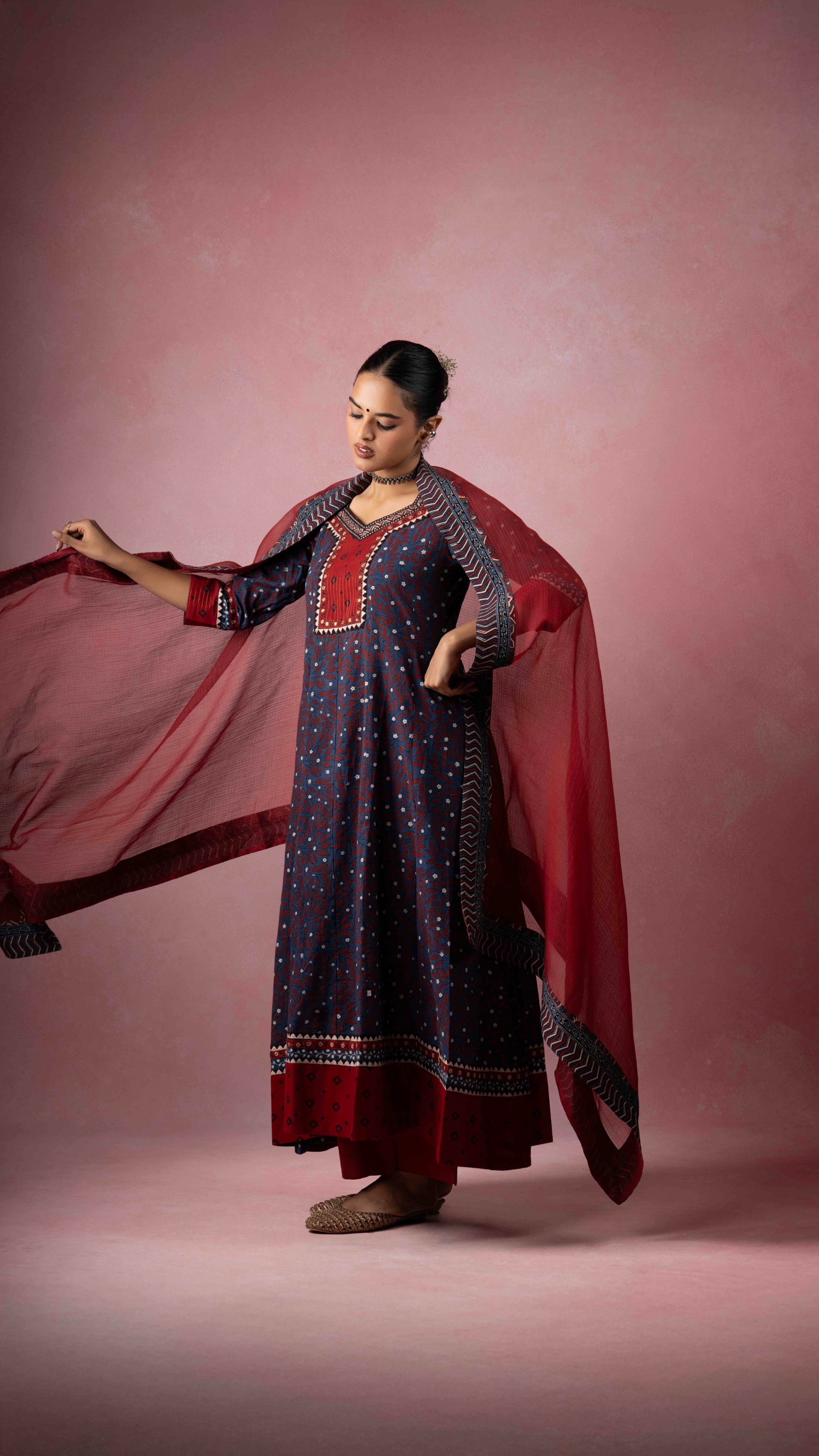 Mahru Kota Doriya Dupatta with Ajrakh borders