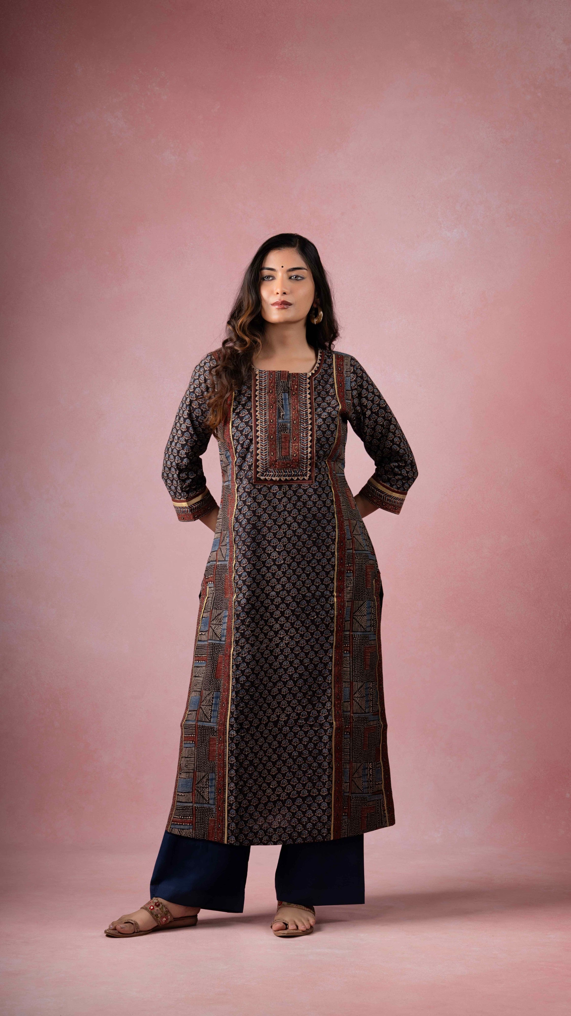 Saarya Ajrakh Kurta
