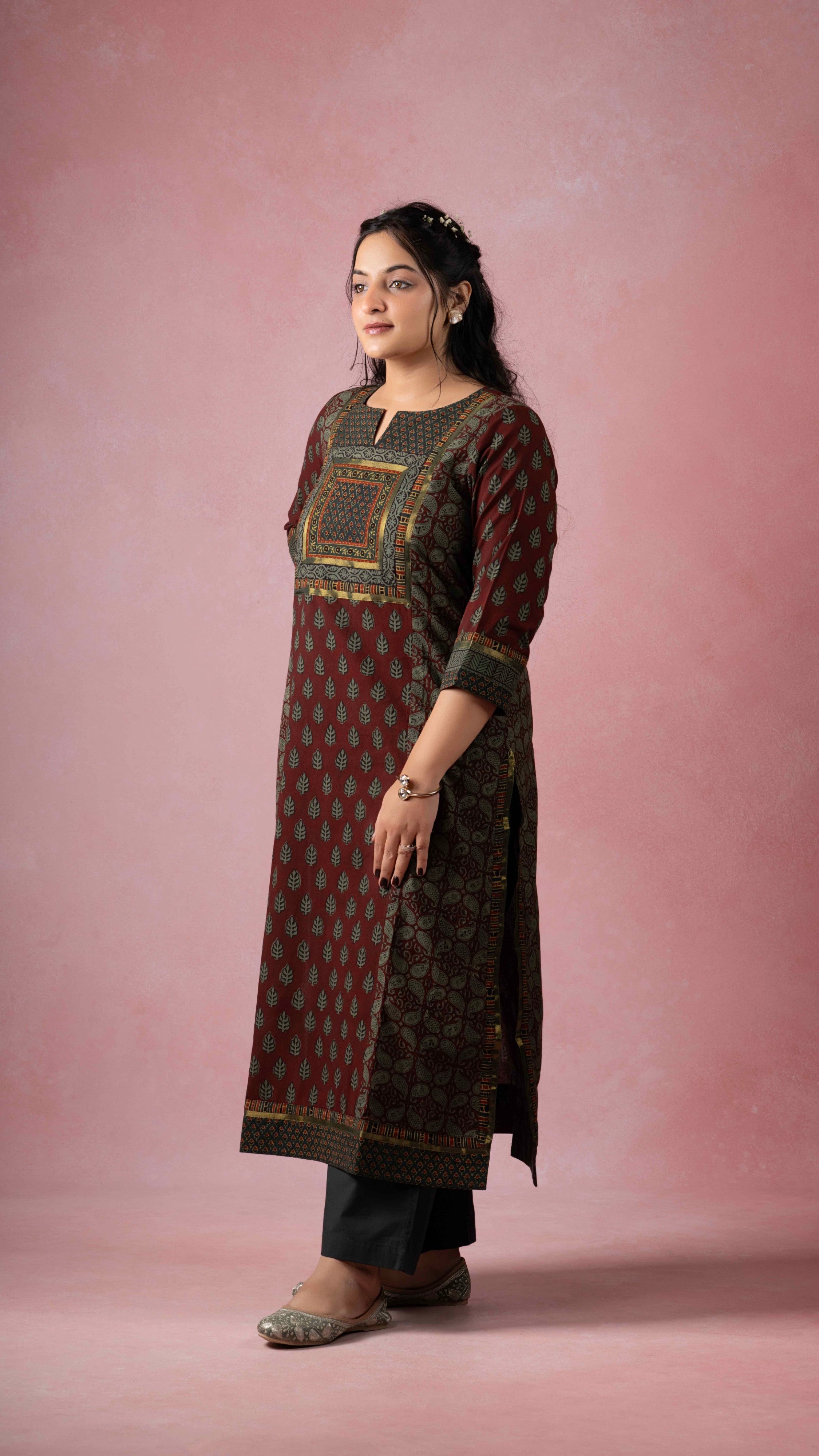 Ritvi Bagh Kurta