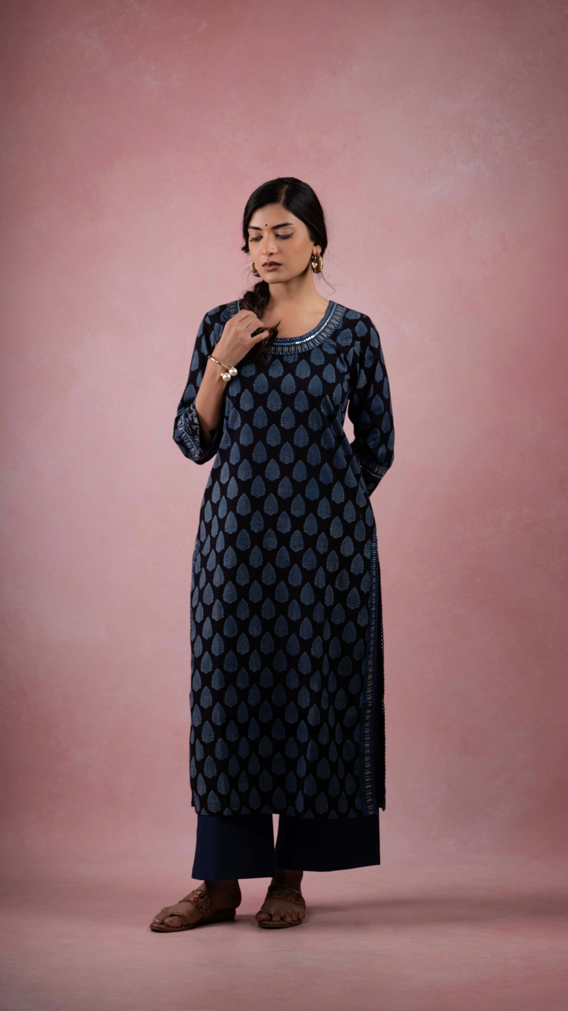 Rua Ajrakh Kurta